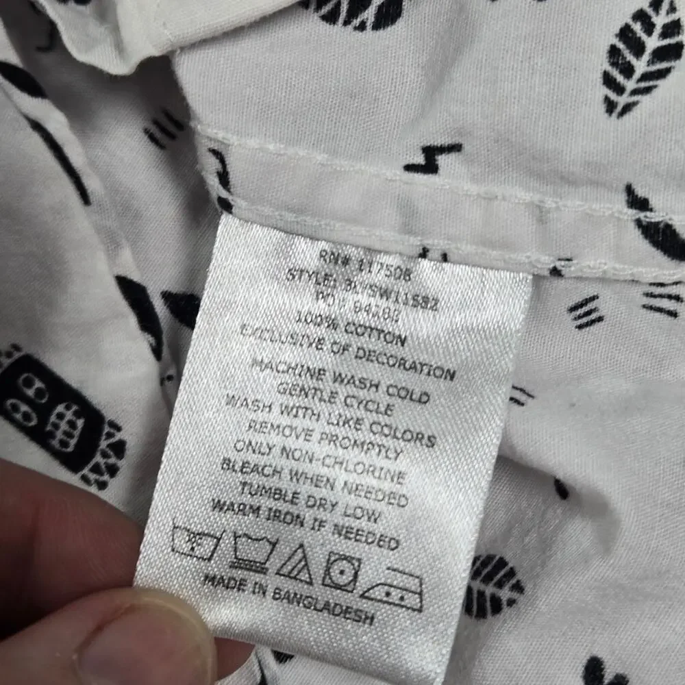 Levi's Men Medium Black White Tiki Resort Hawaiian Tropical Print Short Sleeve